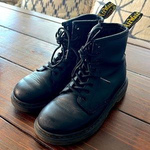 Girl’s Dr Martens boots